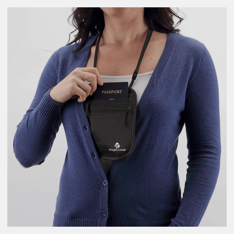 SILK UNDERCOVER NECK WALLET image number null